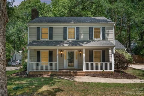518 Sunnywood Lane