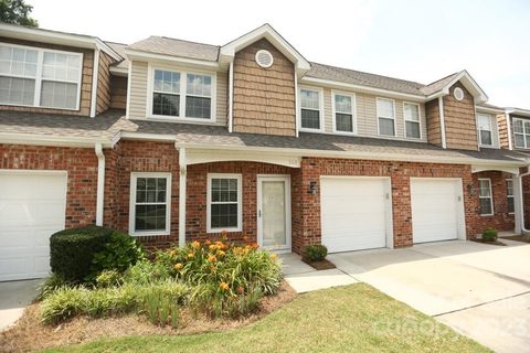 360 Valley Brook Lane sold townhome in Stonebridge, Concord, NC