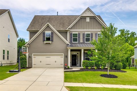 5047 Wesley Court