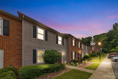 2 Sleepy Hollow Lane sold townhome in Sleepy Hollow, Swannanoa, NC