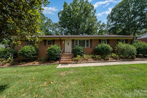 408 White Oak Lane