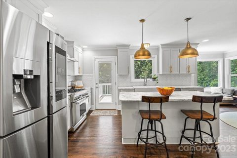 5236 Chedworth Drive