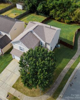 2704 N Valley Court sold home in Laurel Valley, Charlotte, NC