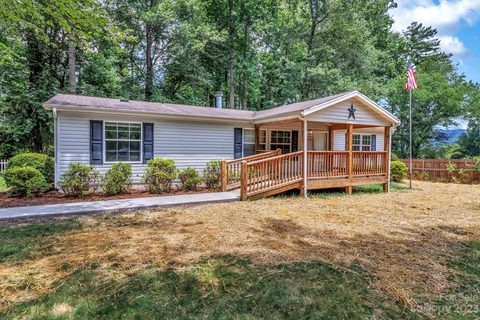 162 Piney Ridge Drive sold home in Rolling Oaks, Hendersonville, NC