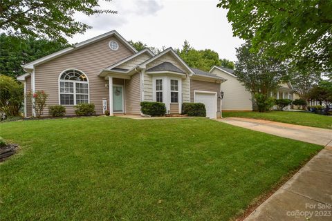 12523 Twelvetrees Lane sold home in Shelton Ridge, Huntersville, NC