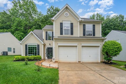1439 Deer Forest Drive