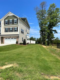 447 Burr Street 70