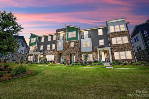 2721 Ensemble Court
