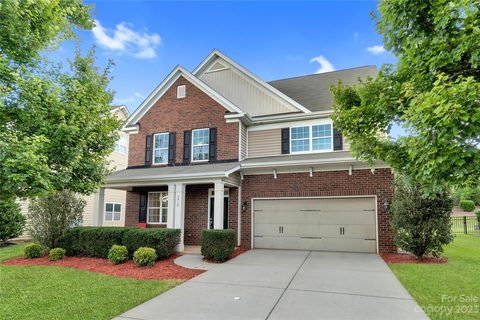 5910 Langwell Lane