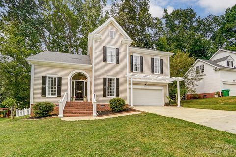 7806 Hollow Oaks Lane