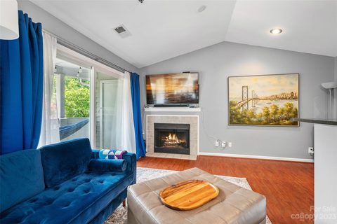 505 N Graham Street 3A