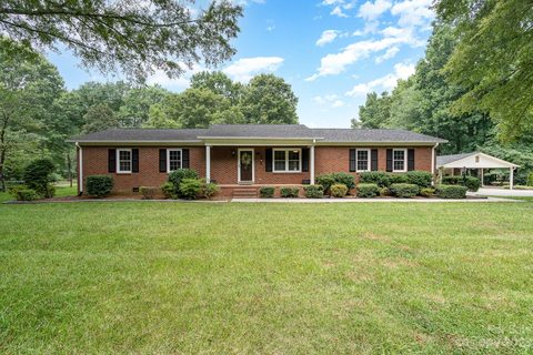 111 Frontier Circle sold home in Timberfield, China Grove, NC