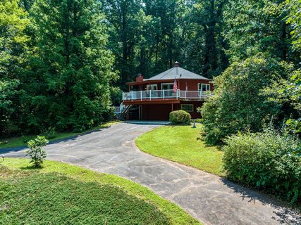 Previously sold for $285,000