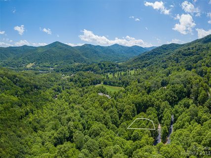 00 Havenwood Drive sold home in Scarlet Oaks, Maggie Valley, NC