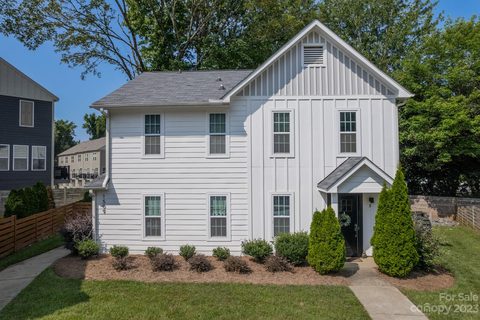 1509 Briar Creek Road sold townhome in Midwood Place, Charlotte, NC