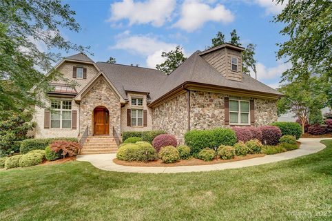 1009 Peninsula Drive sold home in Lakepoint, Belmont, NC