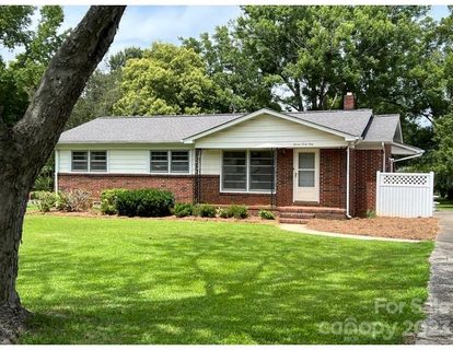 749 Denning Place