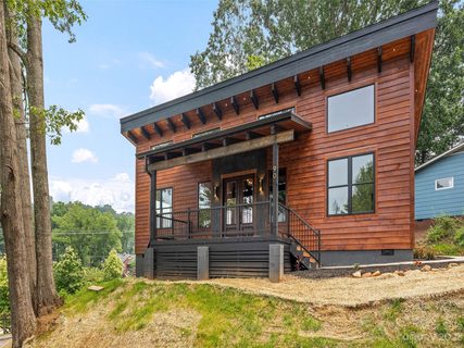 Previously sold for $520,000