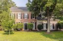 2715 Heathershire Lane sold home in Matthews, SC