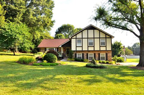 5820 Gettysburg Drive