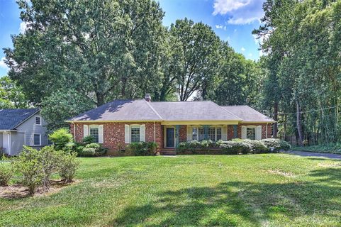 1511 Cavendish Court