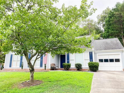 209 Edgewater Drive sold home in Hidden Pond, Concord, NC