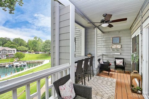 205 Northwest Drive 38