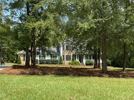 1845 Rock Hill Church Road sold home in Sycamore Farms, Matthews, NC
