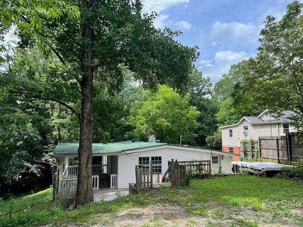 194 Appalachian Way sold home in Sulfur Springs Park, Asheville, NC