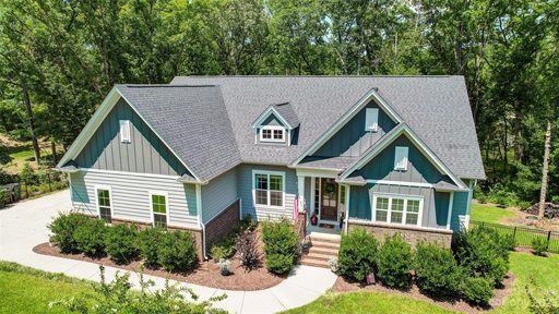6868 Montgomery Road sold home in Heron Cove, Clover, SC