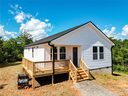401 S Vineyard Village Drive sold home in Old Fort, SC