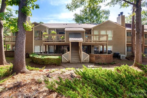1604 Sharon Road 26