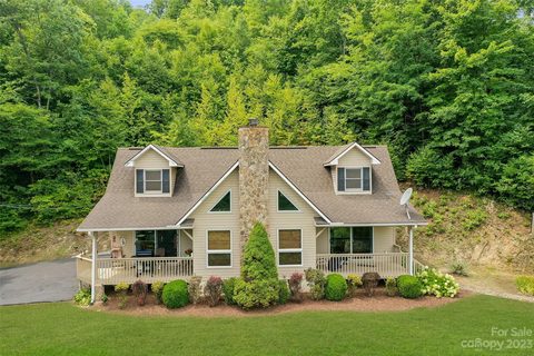 324 Greenleaf Drive sold home in Hannah Springs, Waynesville, NC