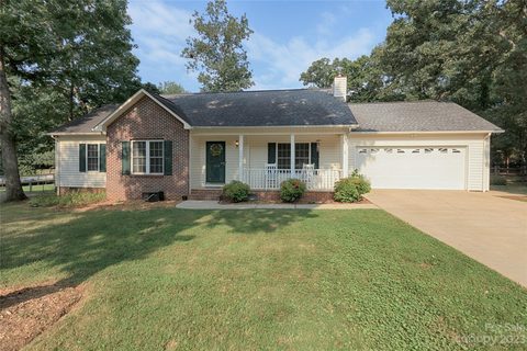 4709 Vernon Drive sold home in Bumgarner Gardens, Conover, NC