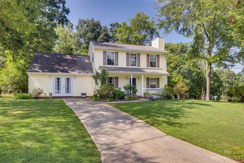 Previously sold for $325,500