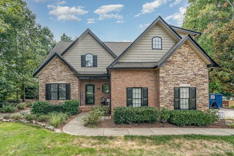 Previously sold for $415,000