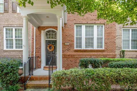 908 Lyndley Drive