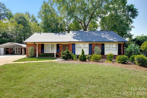 3200 Aspendale Lane