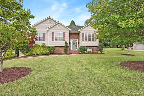 157 Deer Creek Drive