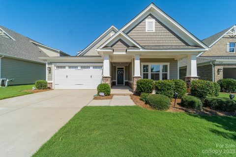 8332 Bretton Woods Drive sold home in Mint Hill Commons, Mint Hill, NC