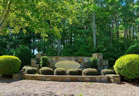 5783 Point Comfort Lane