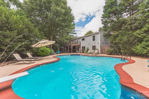 12405 Locust Grove Lane