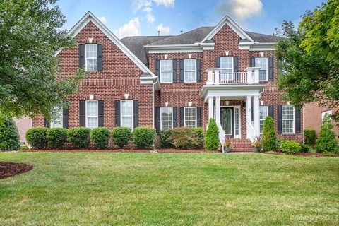 554 Fairwoods Drive