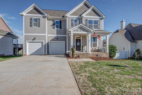 247 Pinnacle Crossing