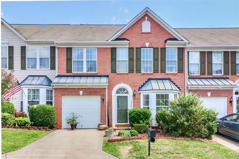 Previously sold for $280,000