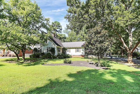 7741 Surreywood Place