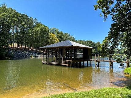 1096 Lake Vista Drive 6B/7 sold home in Lake Vistas, Connelly Springs, NC
