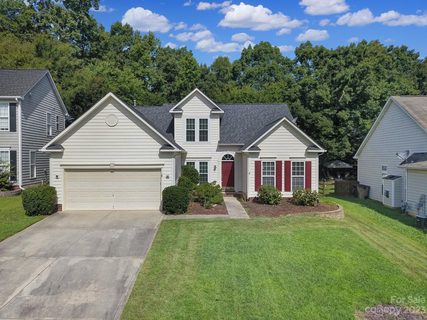 1012 Farmingham Lane