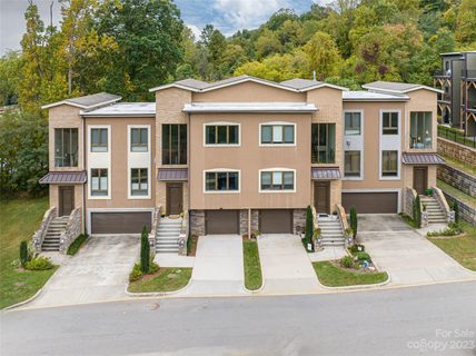 24 Macallan Lane sold home in The Village at Chunns Cove, Asheville, NC