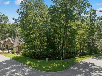 1 Mountain Orchid Way